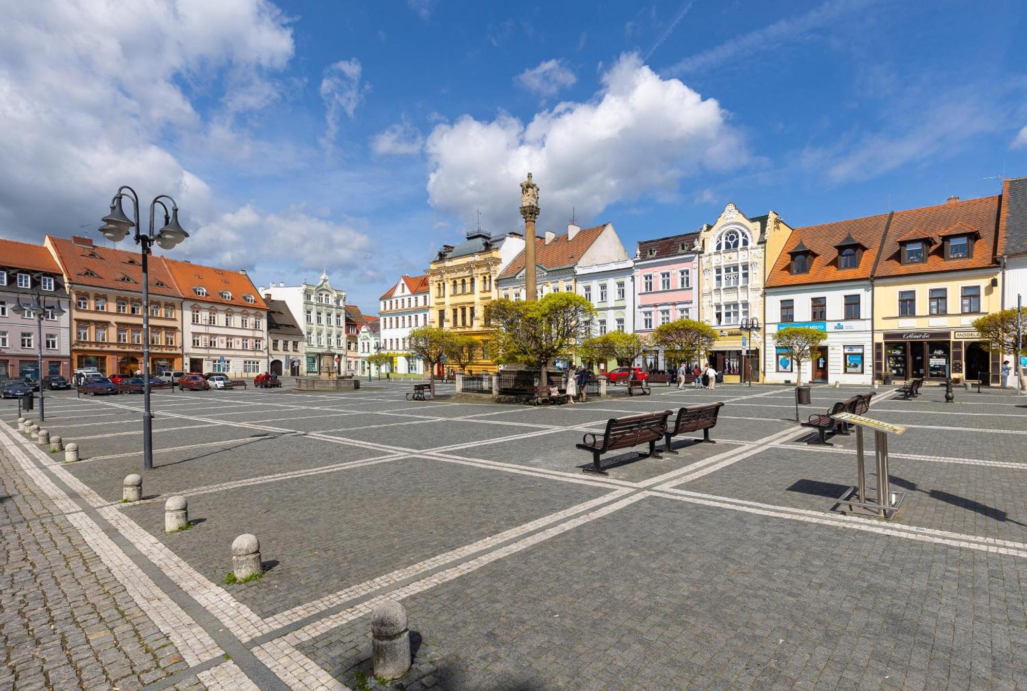 Apartmany V Centru Česká Lípa Exteriör bild